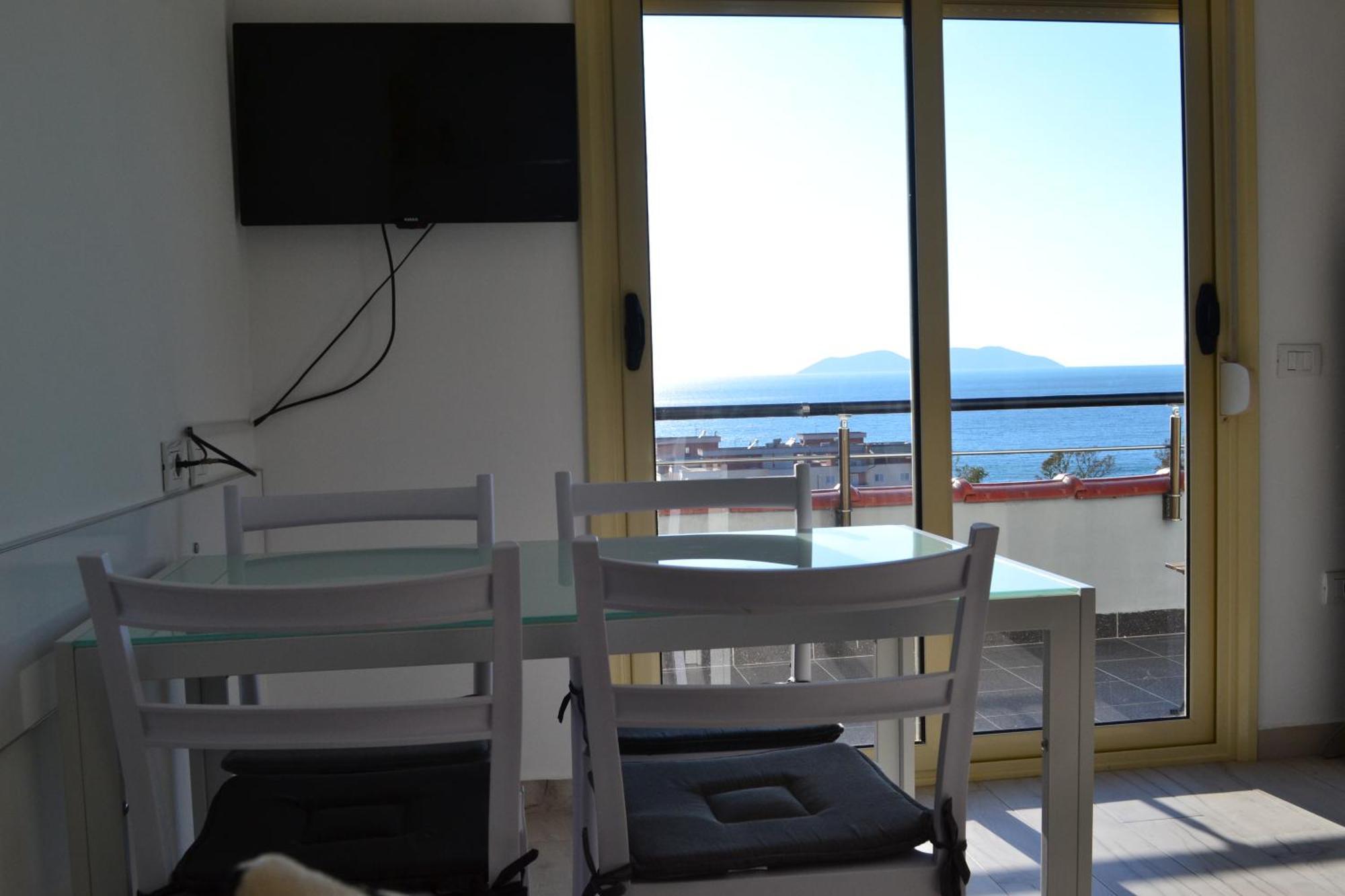 Seaview Penthouse Terrace & Garage Appartement Vlorë Buitenkant foto